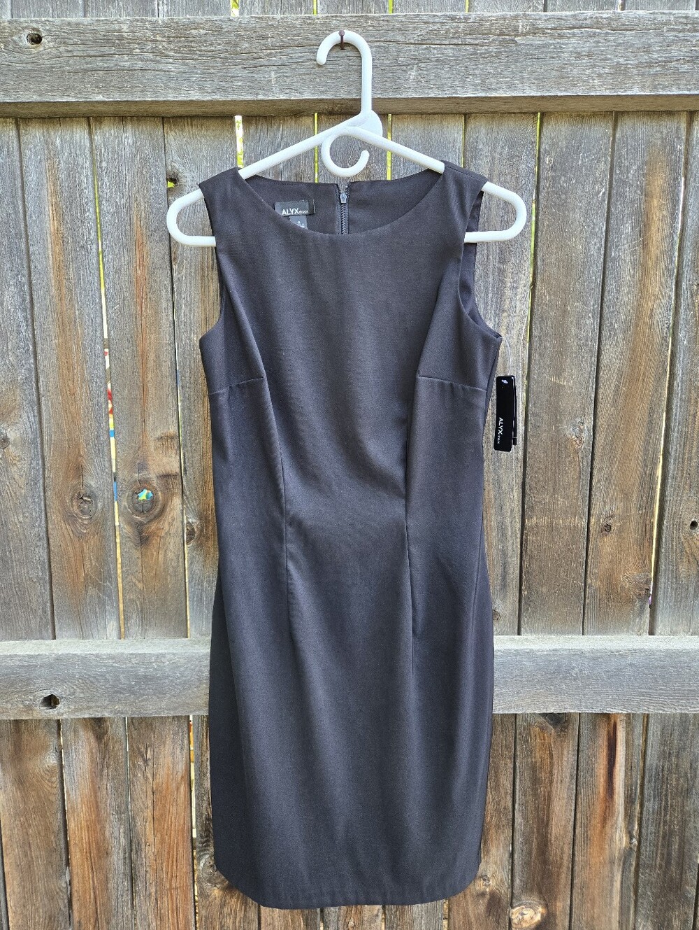 NYT Alyx Black Sleeveless Midi Sheath Dress with Scoop Neck Size 4